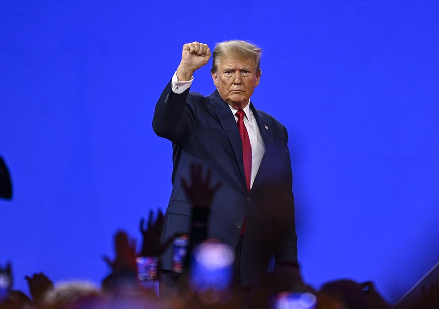 বিশ্বনেতারা এখন আমাকে ‘স্যার’, ‘স্যার’ করছেন: ট্রাম্প